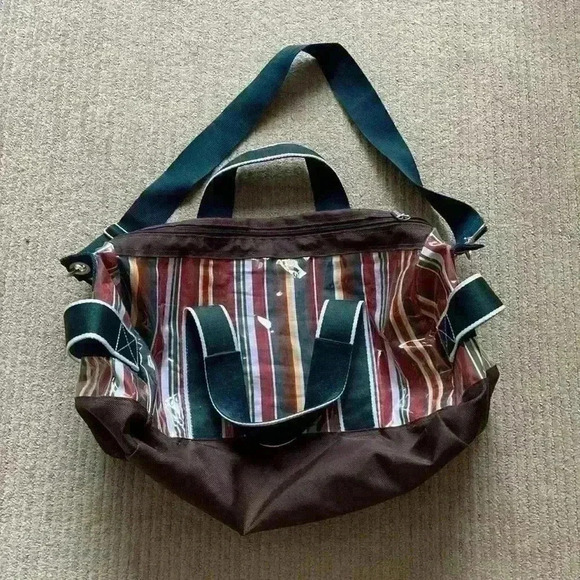 Carry On Travel Duffle Bag, gym bag, large shoulder strap bag for travel - Picture 6 of 16